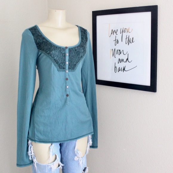 Free People Tops - Free People Thermal Blouse⭐️4 for $20